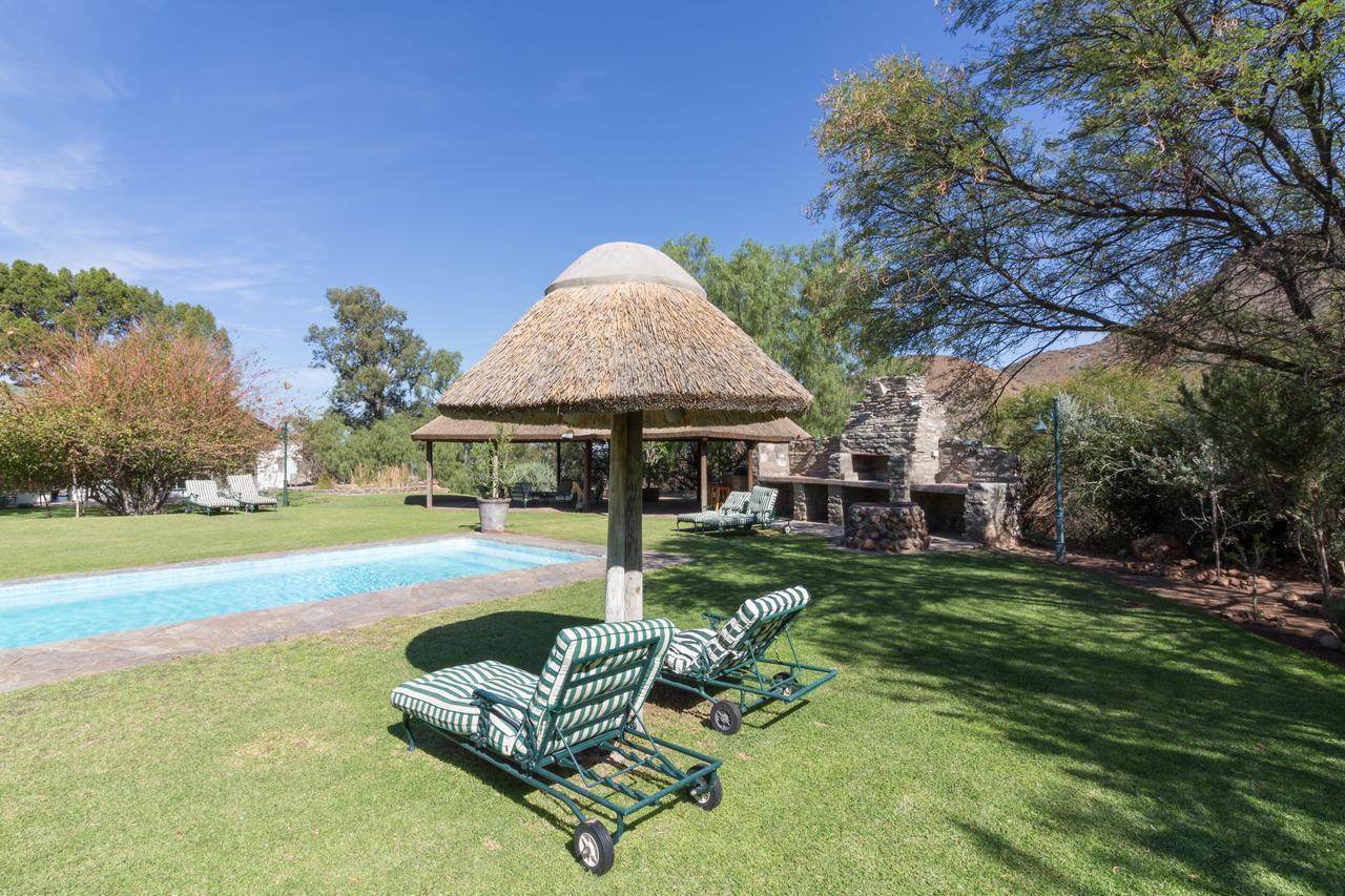 Lemoenfontein Guest House Beaufort West Exterior photo